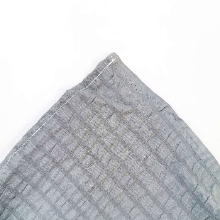 Prześcieradło bawełniane KORA - kolor Szary 15, róg prześcieradła